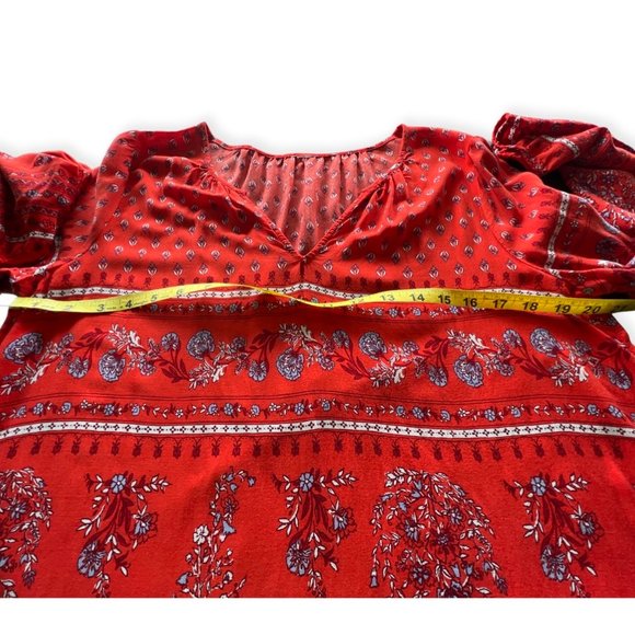 🌸4/$20🌸 V-Neck Boho Blouse - Picture 8 of 10